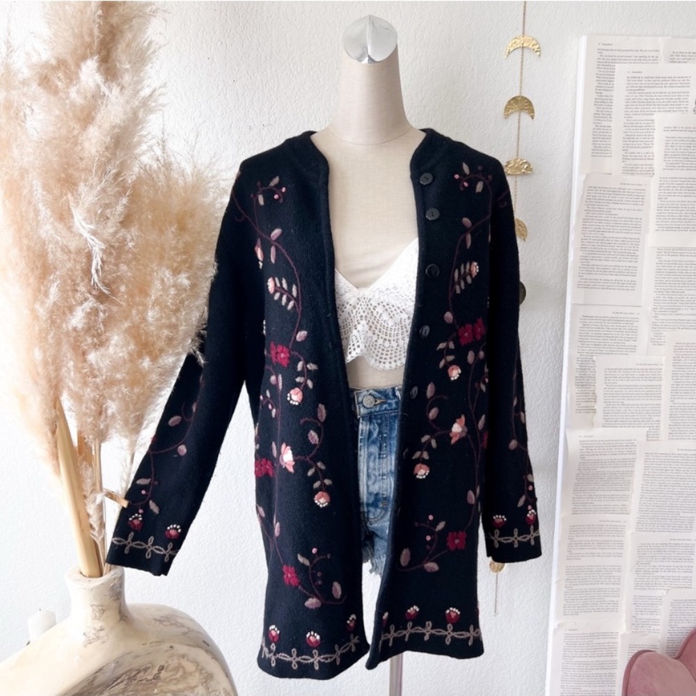 Vintage Jillian Jones Cottagecore Floral Embroidered Wool Cardigan Petite Large‎